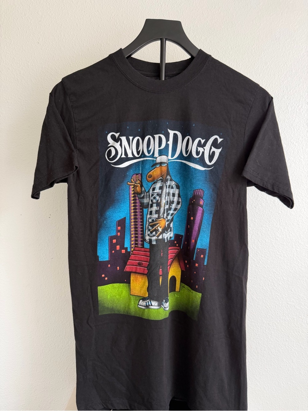 GG Collection Black Snoop Dogg Graphic Tee with Multicolor Print